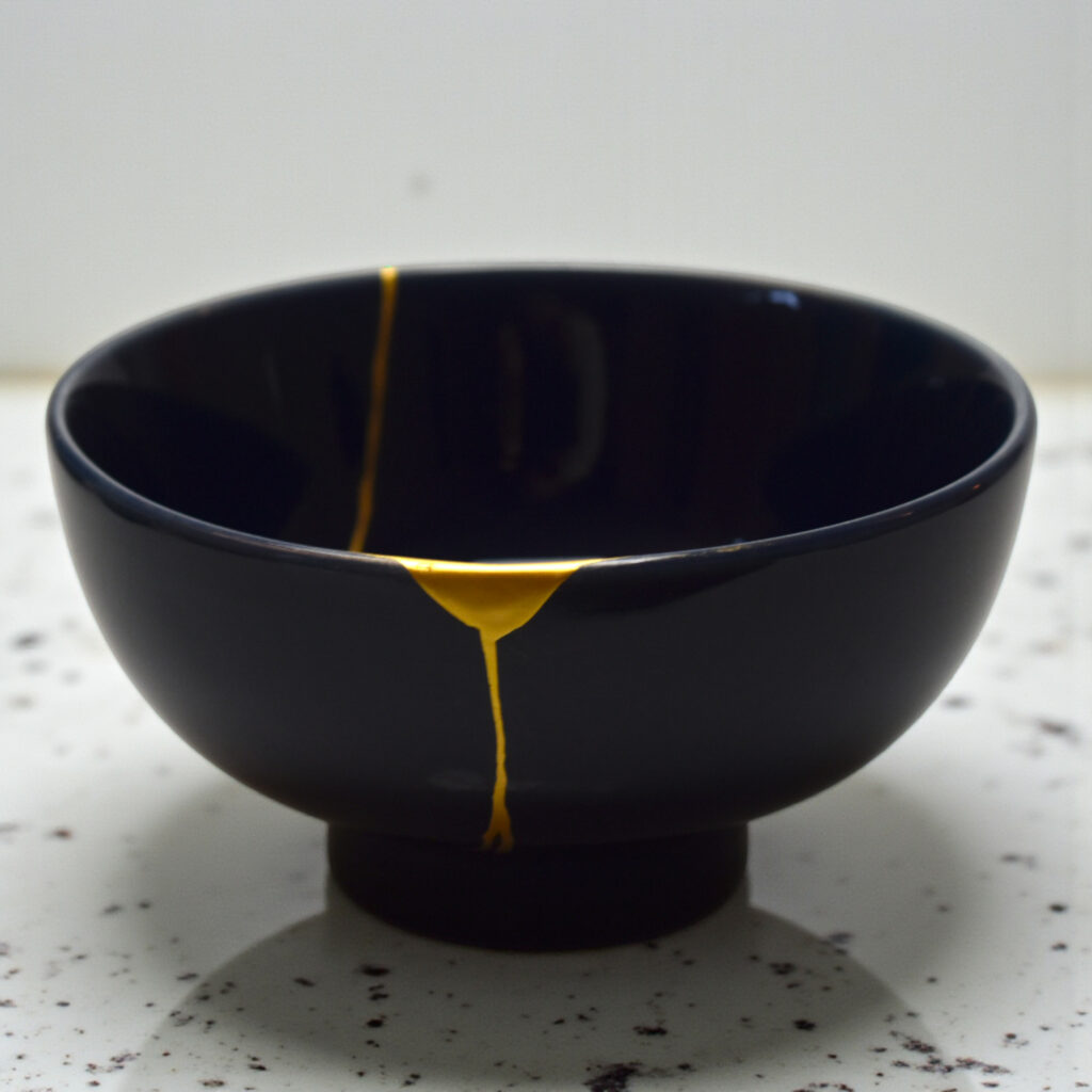 Traditional Kintsugi Shop: Kintsugi By Myriam greff