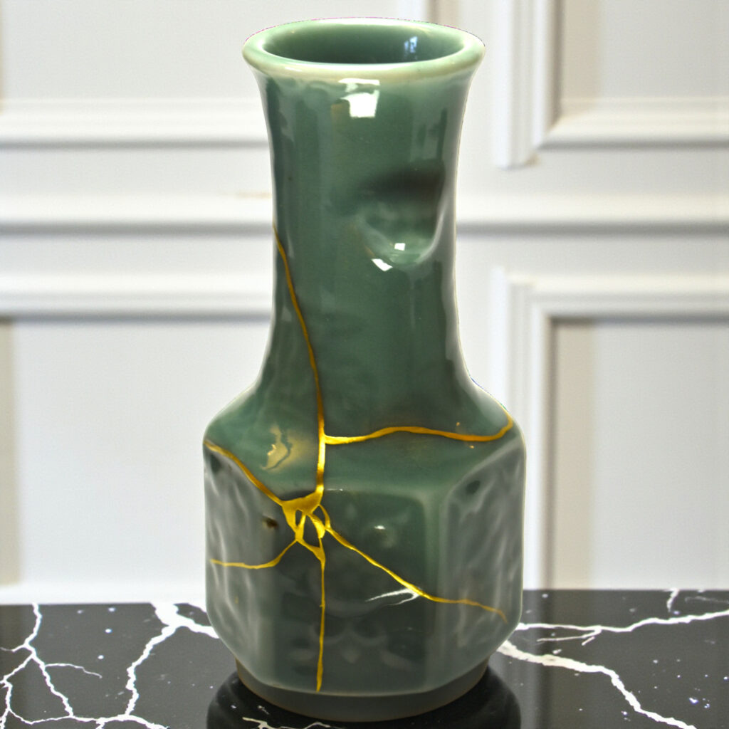 Traditional Kintsugi Shop: Kintsugi By Myriam greff