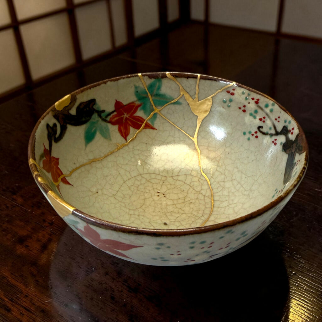 Traditional Kintsugi Shop: Kintsugi By Myriam greff