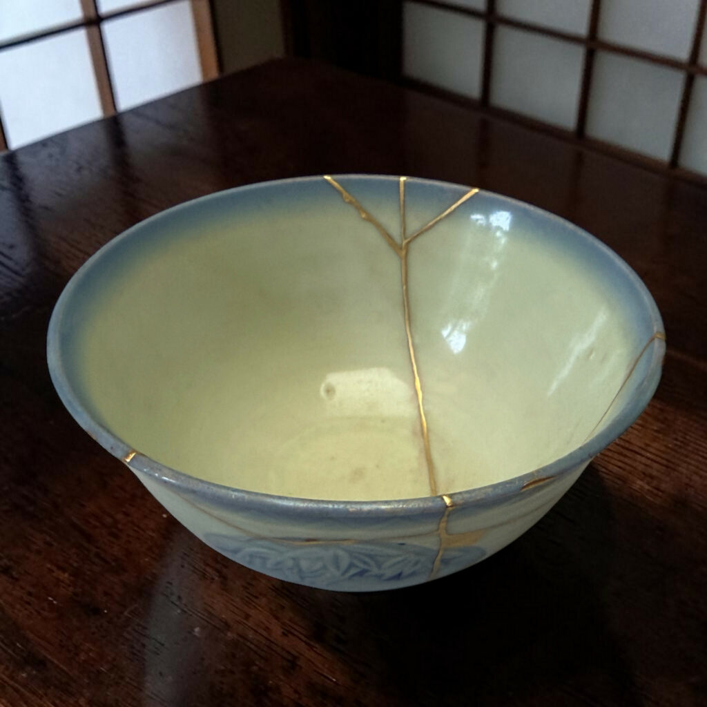Traditional Kintsugi Shop: Kintsugi By Myriam greff