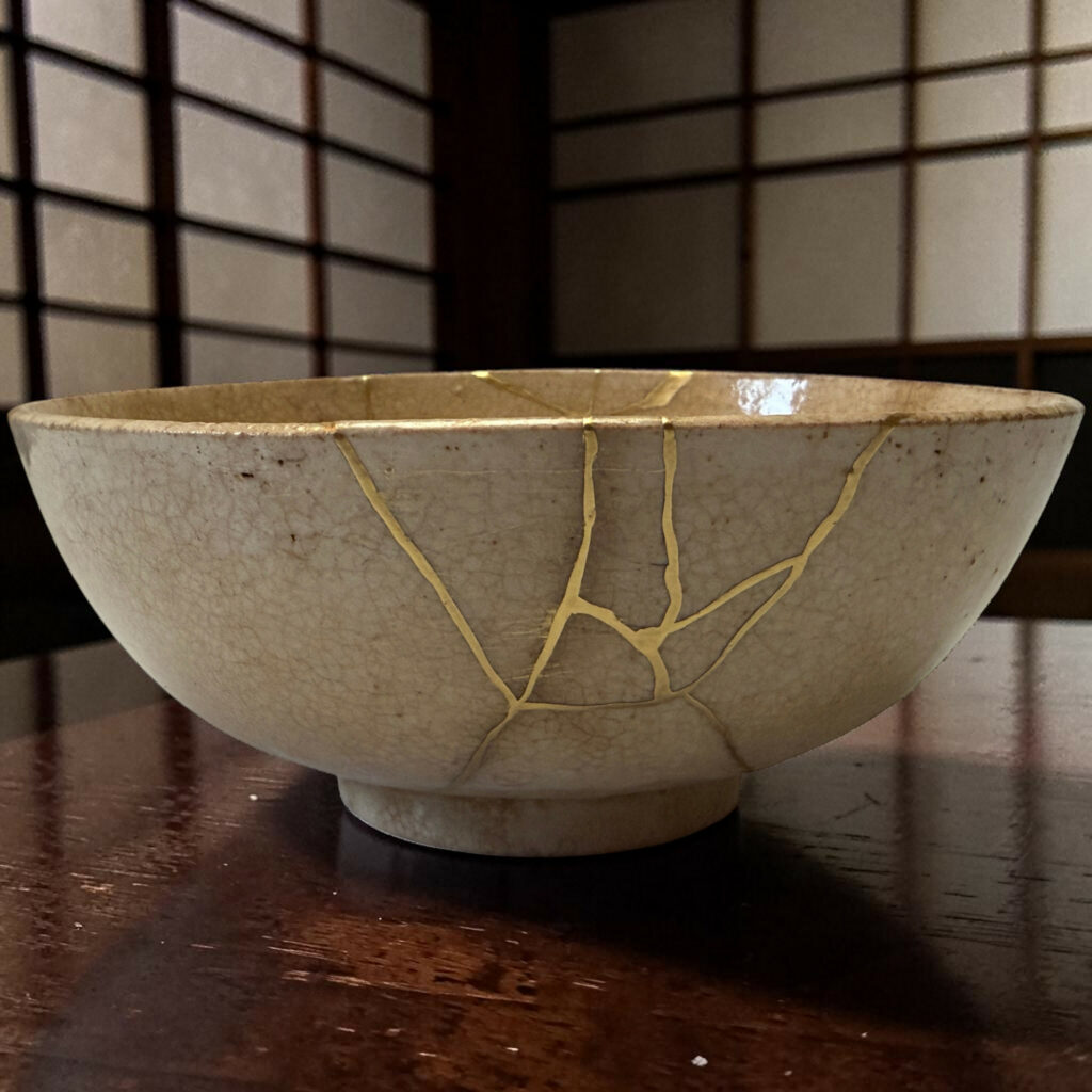 Traditional Kintsugi Shop: Kintsugi By Myriam greff
