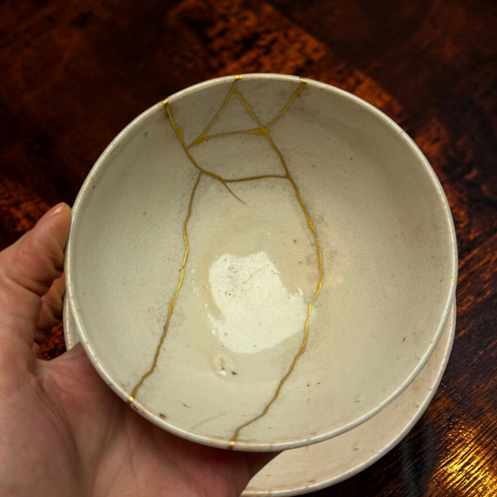 Traditional Kintsugi Shop: Kintsugi By Myriam greff