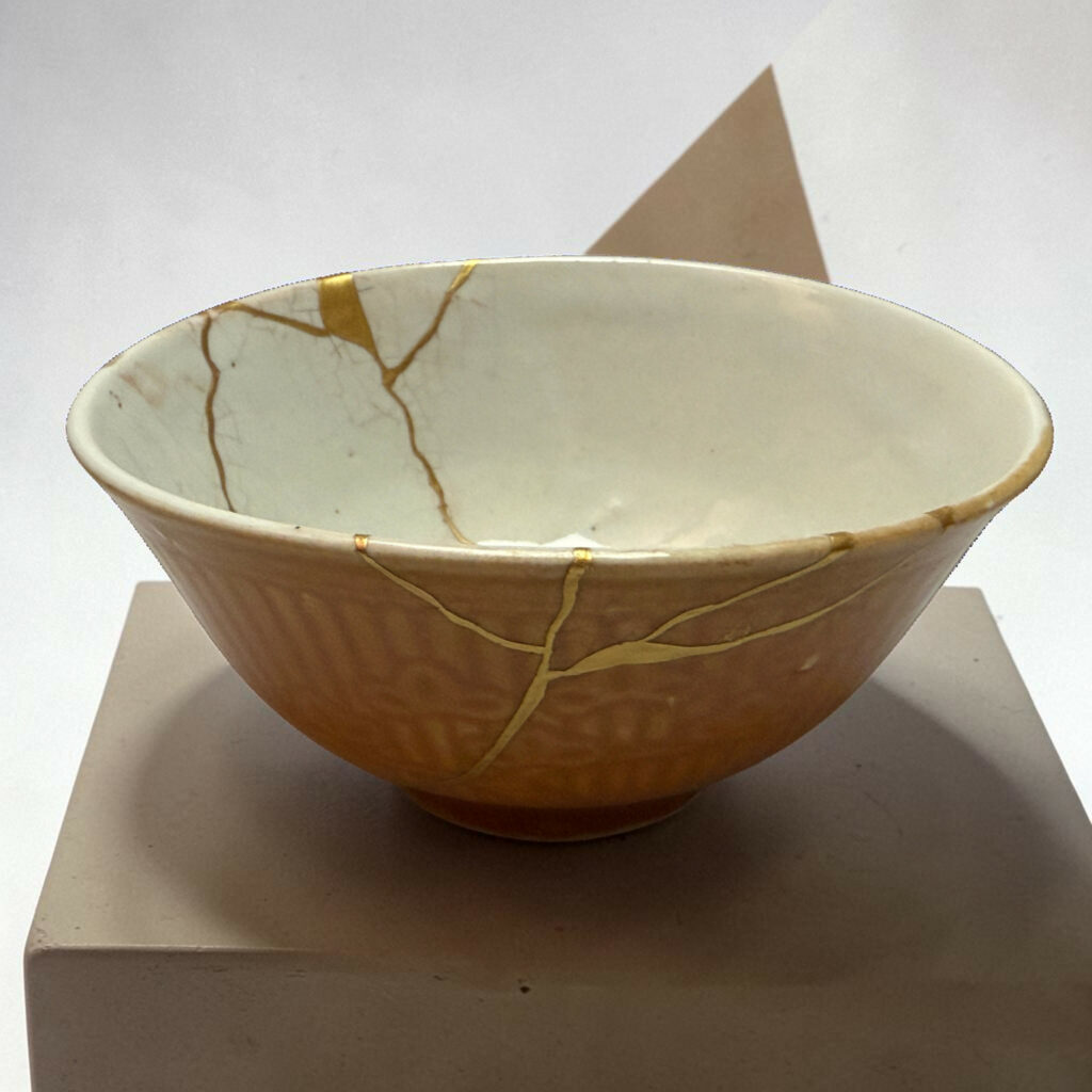 Traditional Kintsugi Shop: Kintsugi By Myriam greff