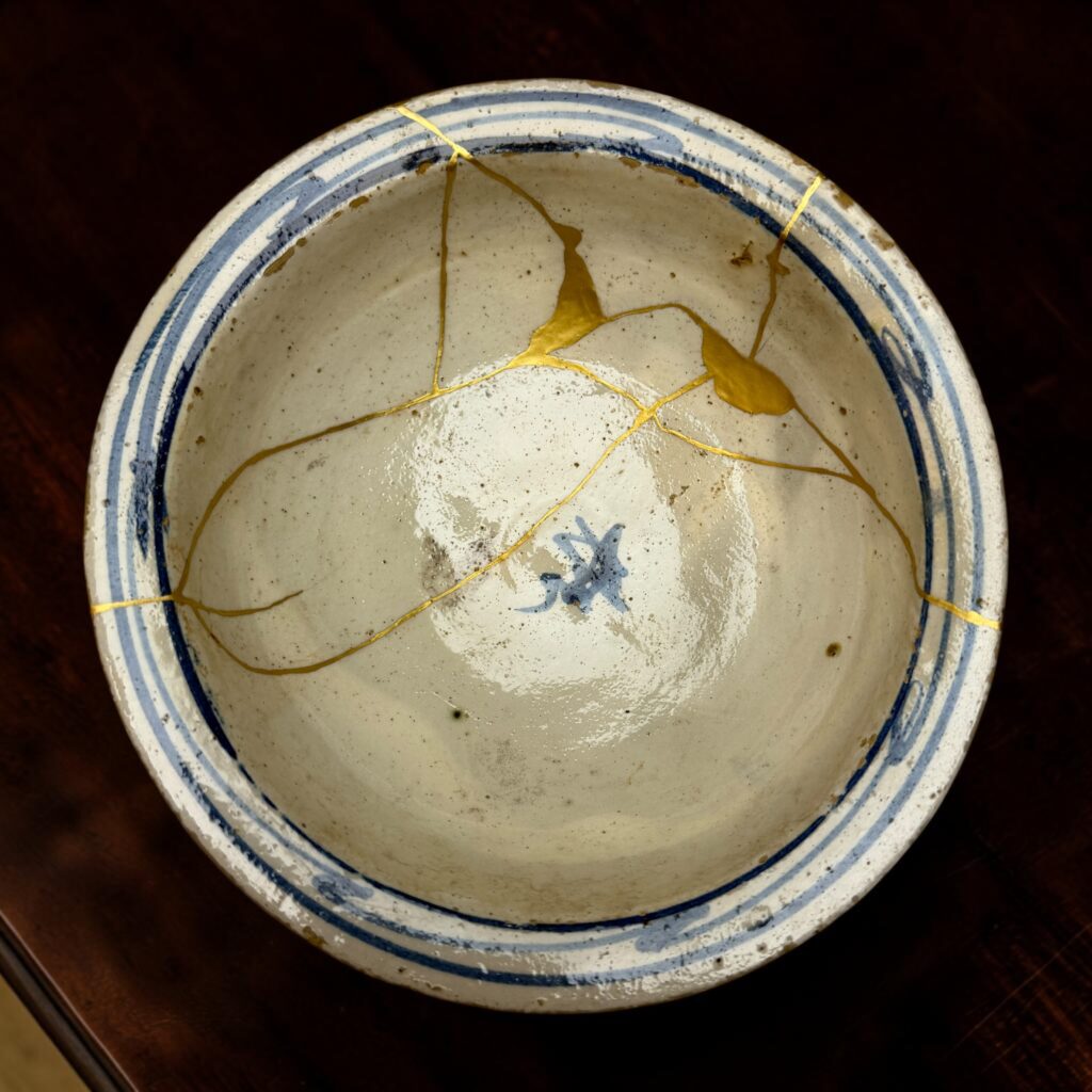 Traditional Kintsugi Shop: Kintsugi By Myriam greff