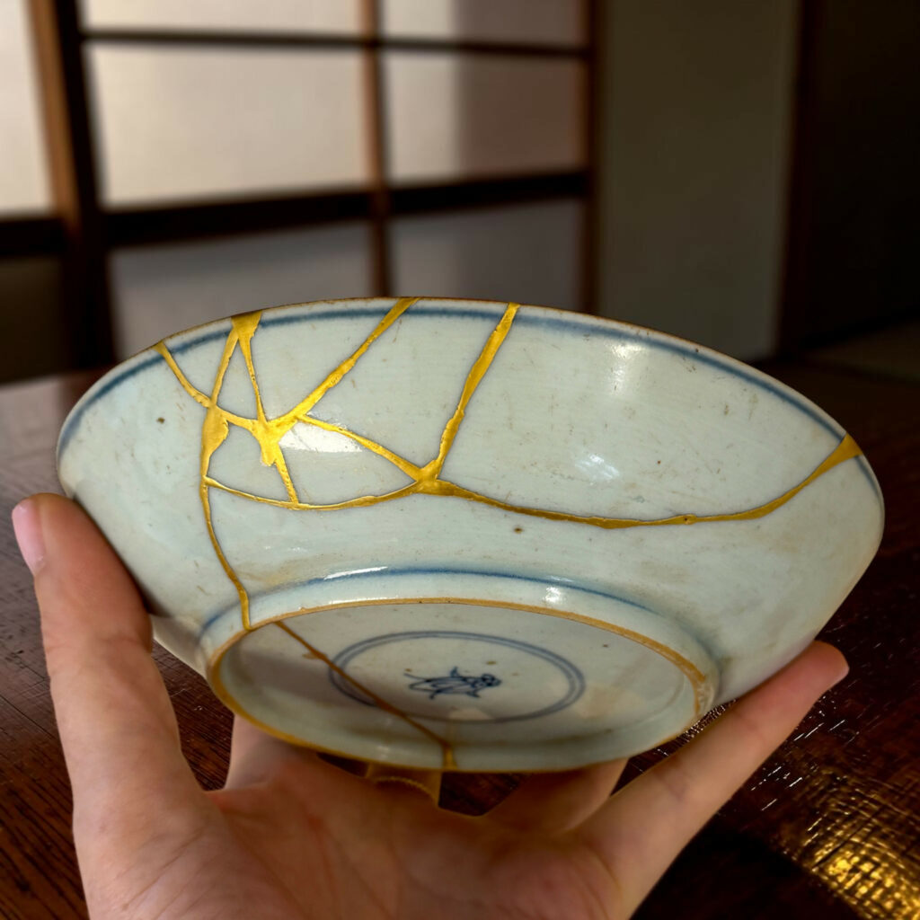 Traditional Kintsugi Shop: Kintsugi By Myriam greff