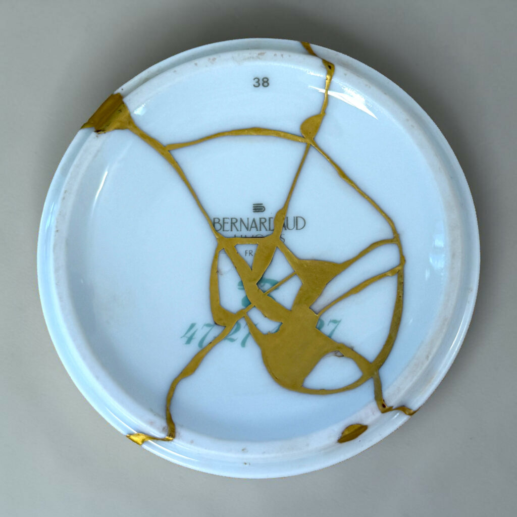 Traditional Kintsugi Shop: Kintsugi By Myriam greff