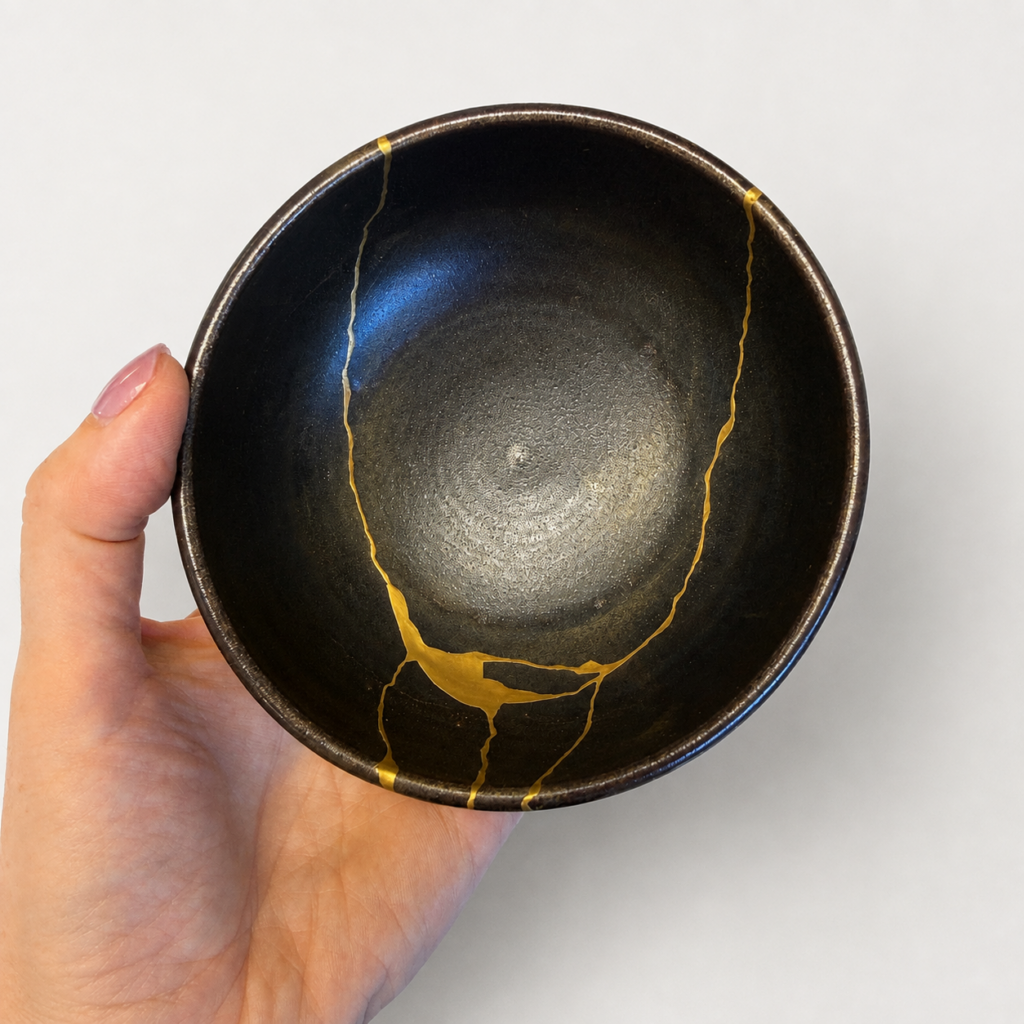 Traditional Kintsugi Shop: Kintsugi By Myriam greff