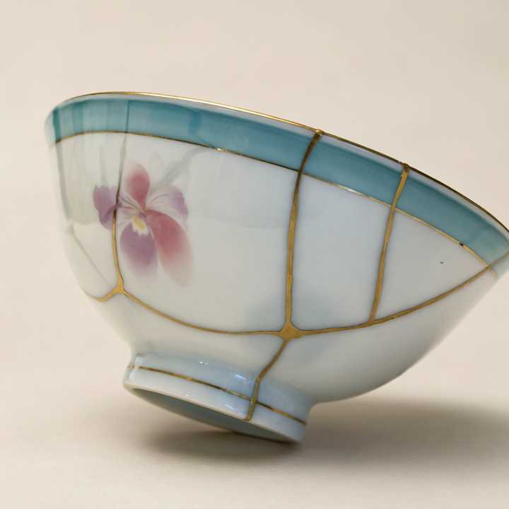 Traditional Kintsugi Shop: Kintsugi By Myriam greff