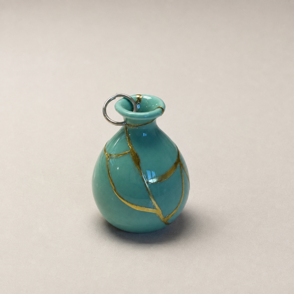 Traditional Kintsugi Shop: Kintsugi By Myriam greff
